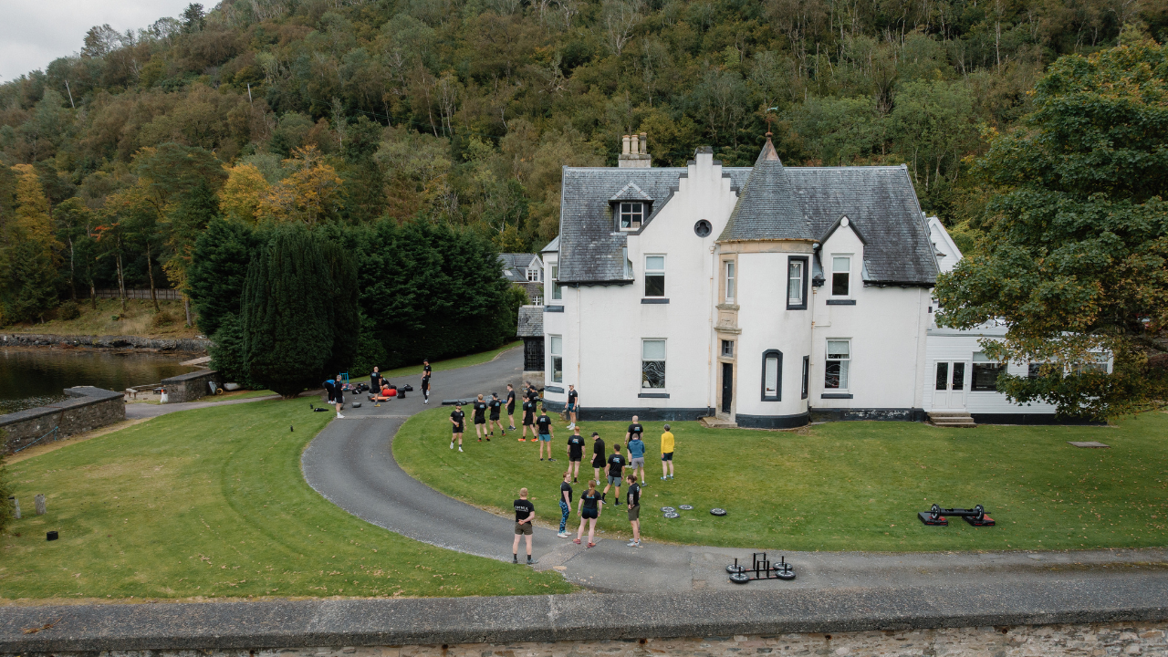 CIRCLE - THUMBNAILS-9